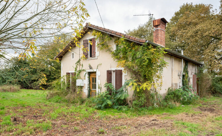 Maison de 90 m² à Rénover  Pouydesseaux 1